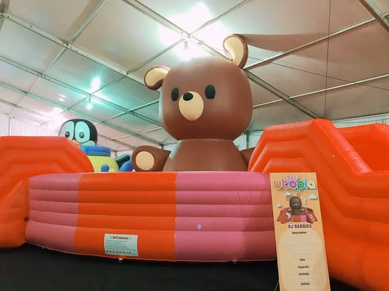 UTOPIA — event photo 10